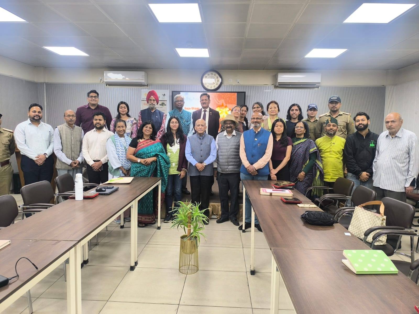 दून पुस्तकालय सांस्कृतिक व पारिस्थितिक विरासत पर गोलमेज सम्मेलन